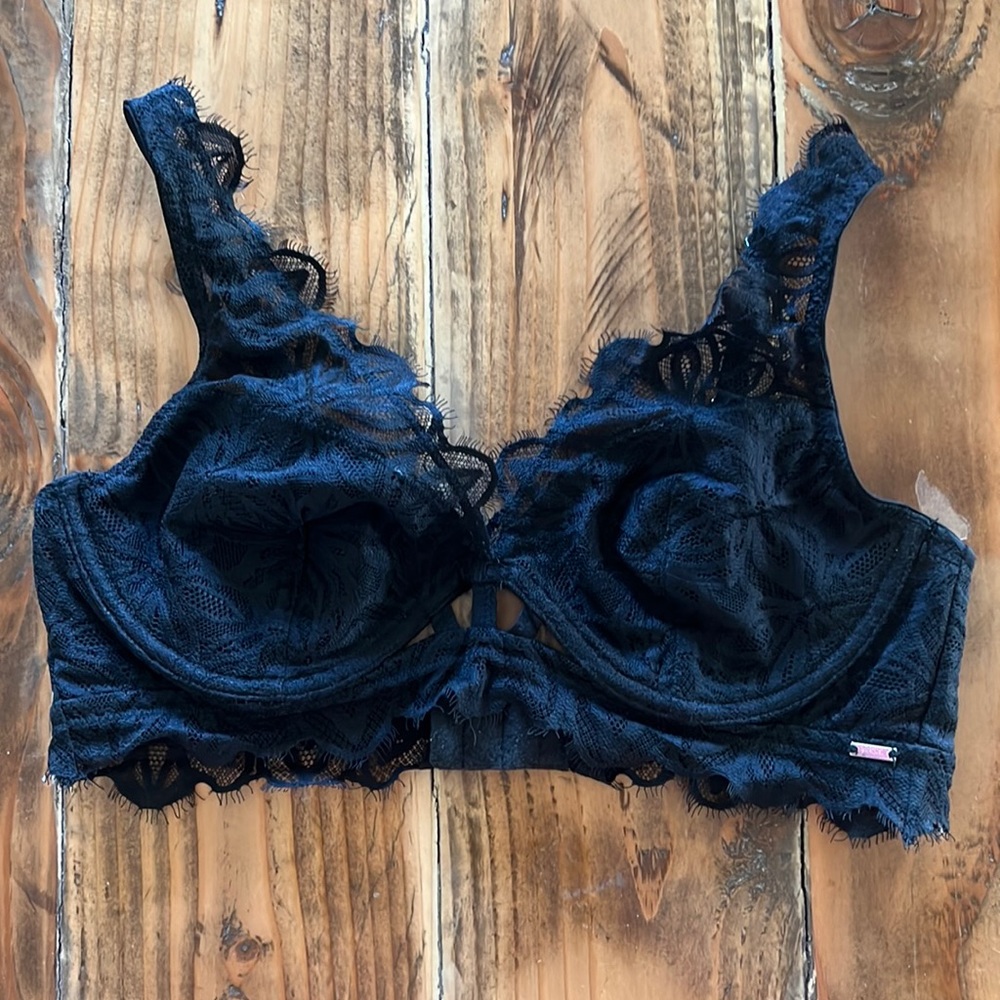 Black lace Pink by Victorias Secret 34 C